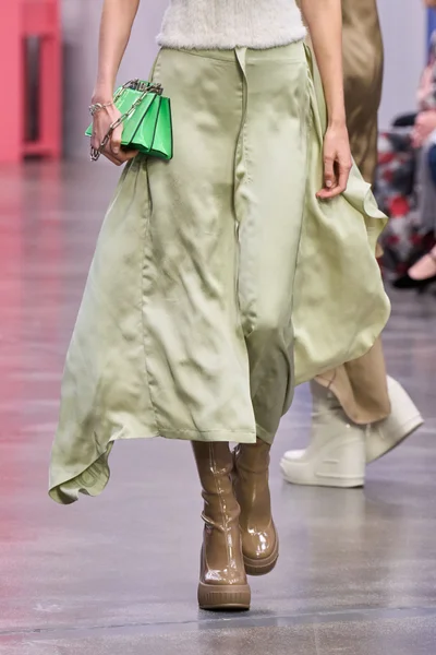 Look 36